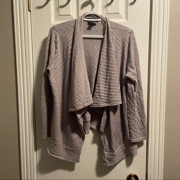 Ok100% ultrafine merino wool cardigan, Tahari, size 2X - Picture 1 of 4